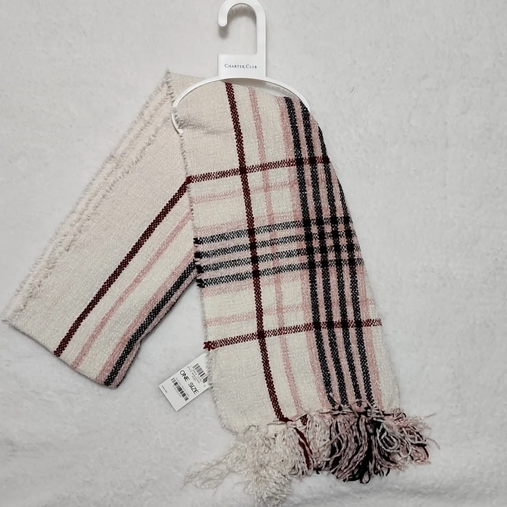 Ladies scarf - Picture 1 of 4